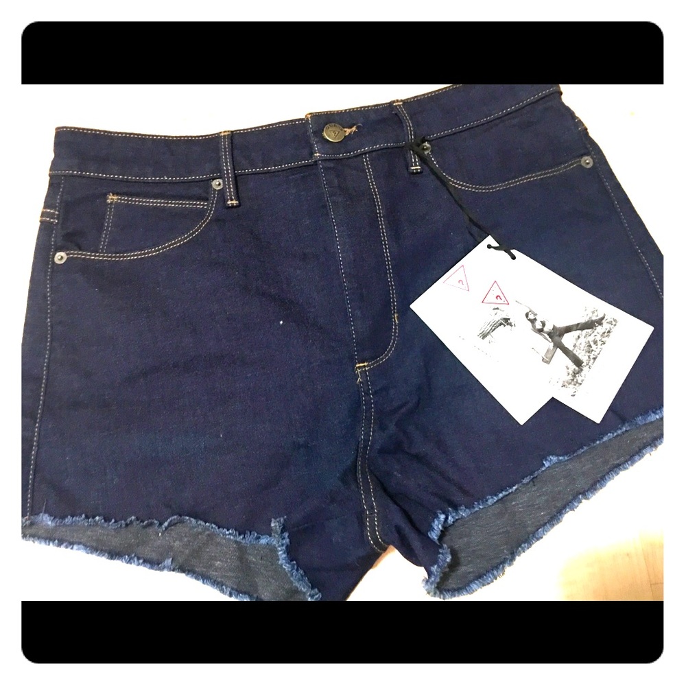 Guess jean Daisy dukes shorts, size 31